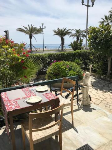 91 Promenade Des Anglais Le Stellamar 尼斯 外观 照片
